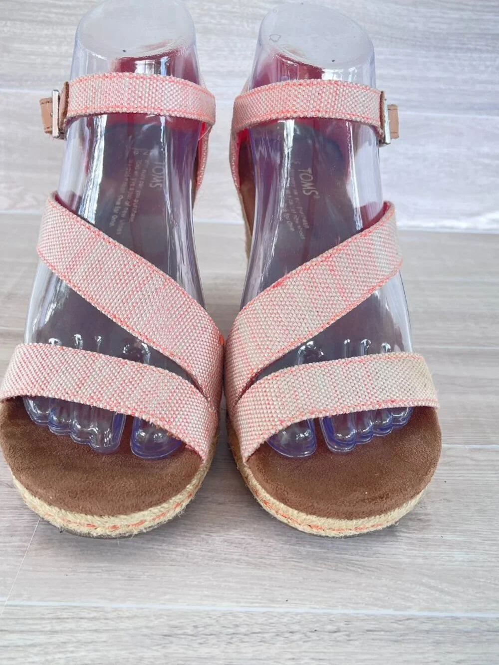 TOMS Women's Clarissa Wedge Espadrille Coral, Orange Tangerine Size 7.5W